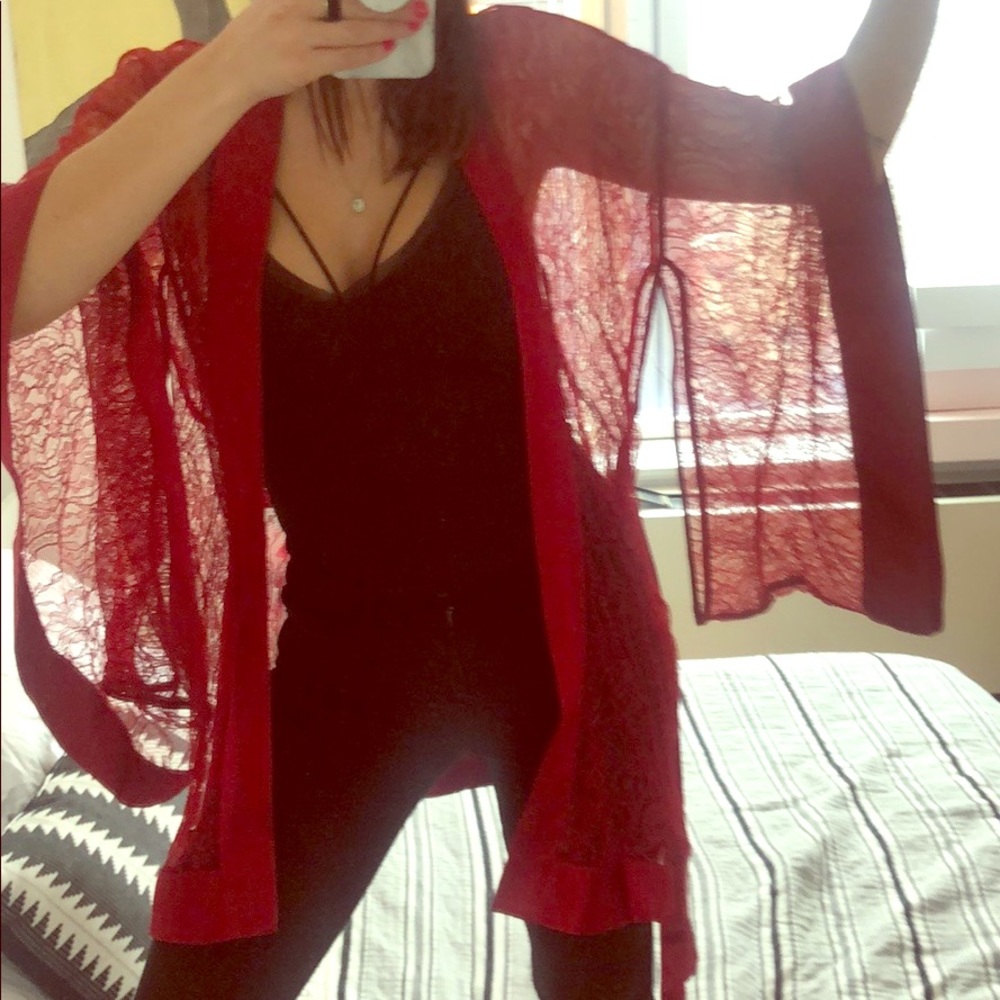 DISCONTINUED KIKI DE MONTPARNASSE LACE KIMONO